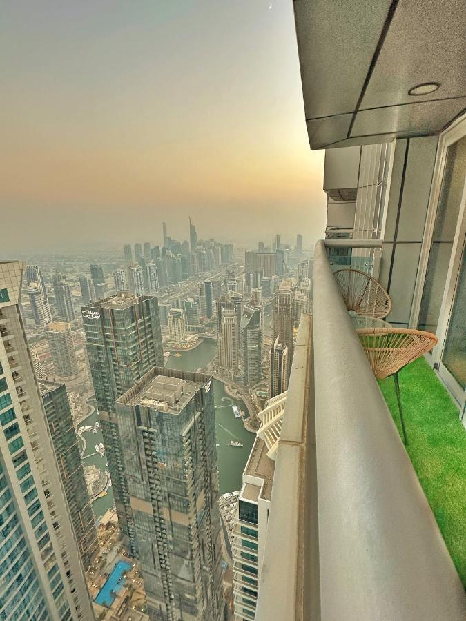 Life Above Clouds Appartement Dubai Buitenkant foto